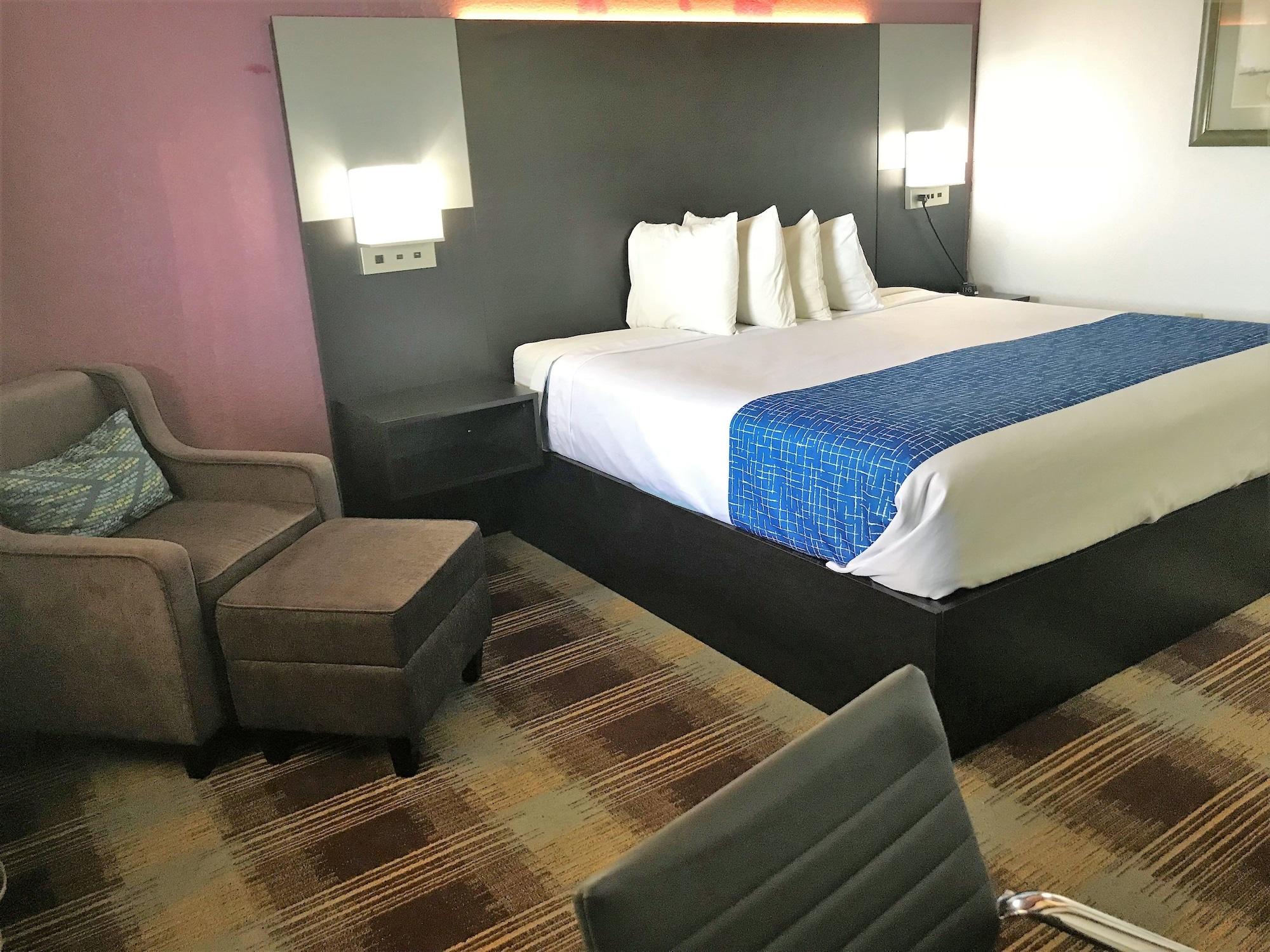 ทราเวลลอดจ์ นิว บรันเฟลส์ Motel นิวบราวน์เฟลส์ ภายนอก รูปภาพ